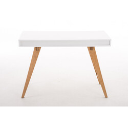 Stilrent skrivbord med rymlig arbetsyta och ekben