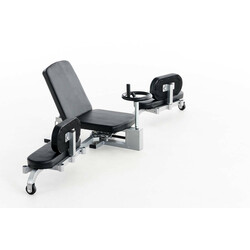 Spagat-träningsmaskin med justerbar ryggstödsvinkel och vadderat säte