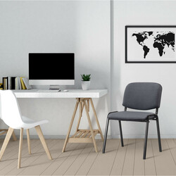 Bekväm stapelbar konferensstol med slitstark klädsel