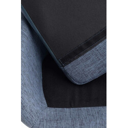 Modern barstol i tyg med stabil bokträstomme