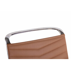 Ergonomisk modern kontorsstol med justerbar höjd och gungmekanism