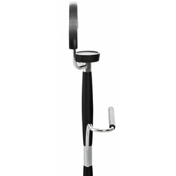 Unisex klädställning i krommetall med träfärger och förvaringshylla