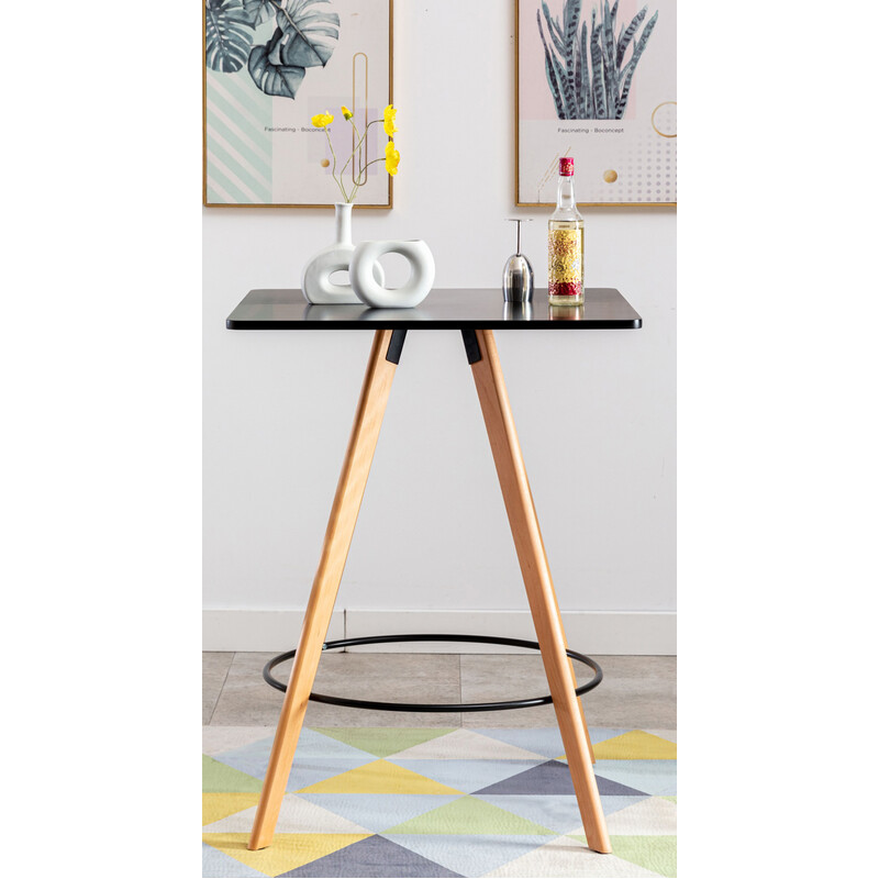 Elegant ståbord i bok med skandinavisk design