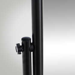 Modern helkroppsspegel med tilt- och vridfunktion