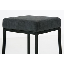 Modern barstol med vadderad sits och hållbar metallstomme