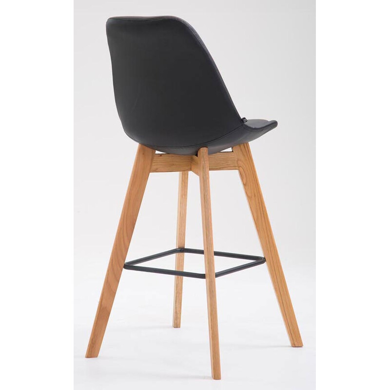 Modern barstol i ek med bekväm stoppad sits