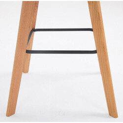 Modern barstol i ek med bekväm stoppad sits