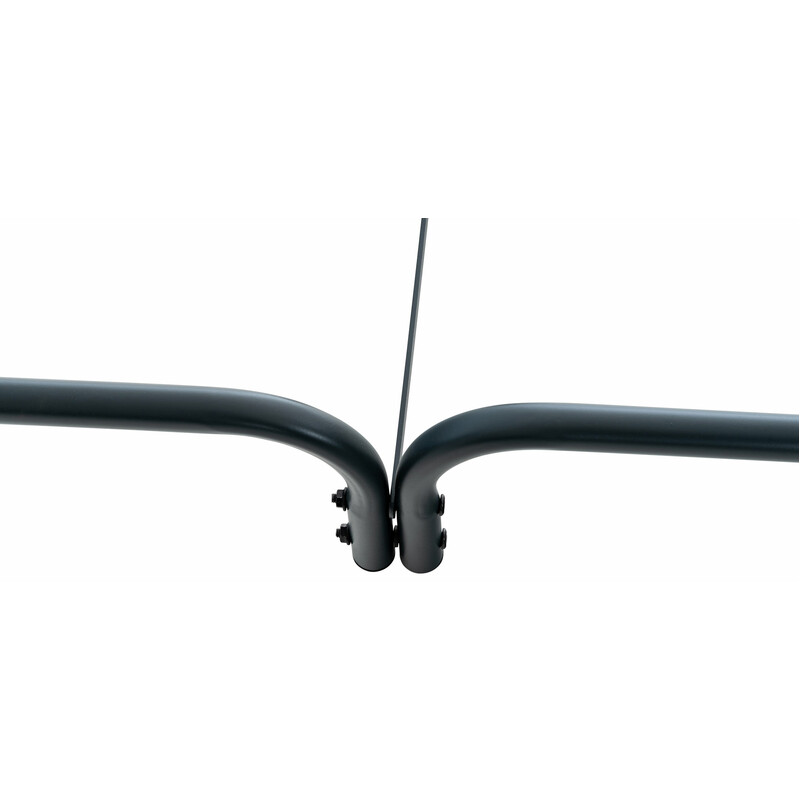 Elegant svart vedställning i stål med svängd design