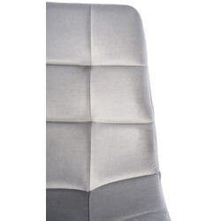 Vadderad sammetsstol med hög rygg och metallben