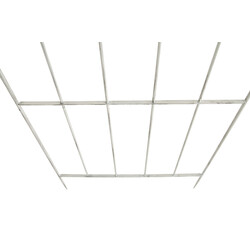 Rustik trädgårdsspaljé med klassisk design och dekorationer