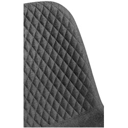 Bekväm och stilren stol med modern metallram