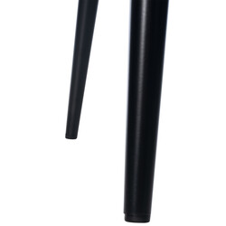 Modern matstol med hög rygg och bekväm stoppning