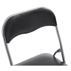 Hopfällbar stol med vadderad sits och metallram