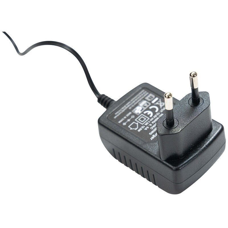 Elegant massagefåtölj med värmefunktion och justerbart ryggstöd