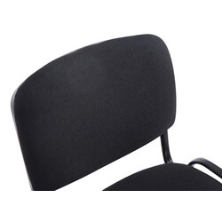 Stapelbara konferensstolar i metallram, set om fyra