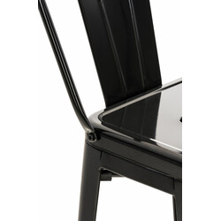 Klassisk metallbarstol med ryggstöd och fotstöd