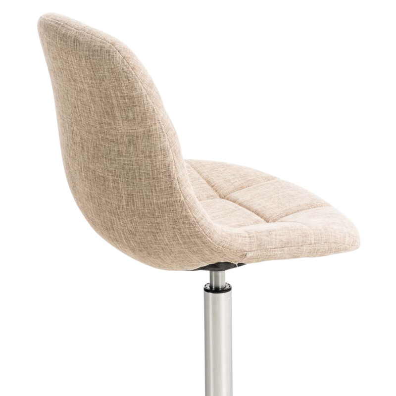 Elegant snurrstol med bekväm stoppning och modern design