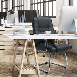 Elegant gungstolsduo i metall med quiltat konstläder