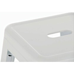 Industriell metallpall med fotstöd och stapelbar design