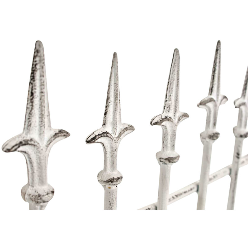 Handgjorda järnspaljéer för trädgårdsdekoration och klätterväxter