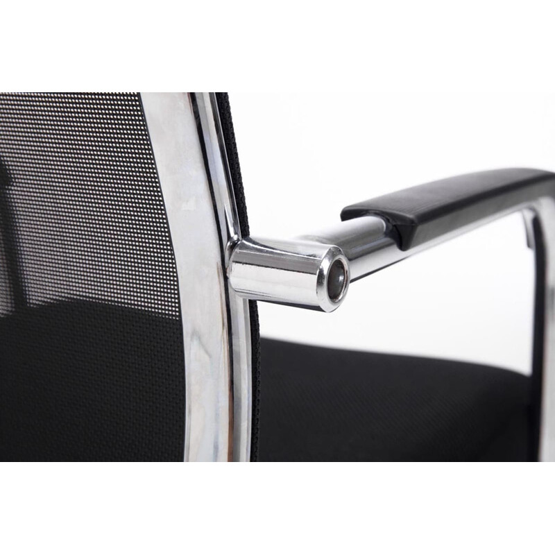 Eleganta ergonomiska besöksstolar med nätklädsel och krombas