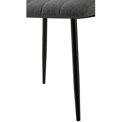 Modern och tidlös stolset med bekväm vaddering