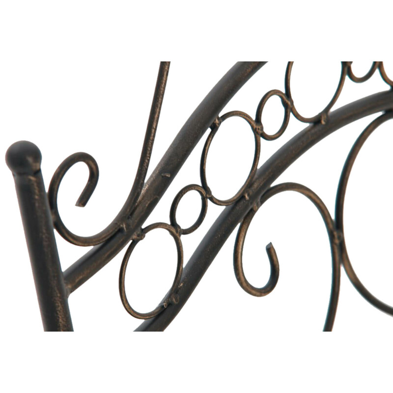 Nostalgiska handgjorda järnstolar med antikpatina för trädgård