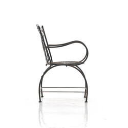 Nostalgisk handgjord trädgårdsstol i järn med antikpatina