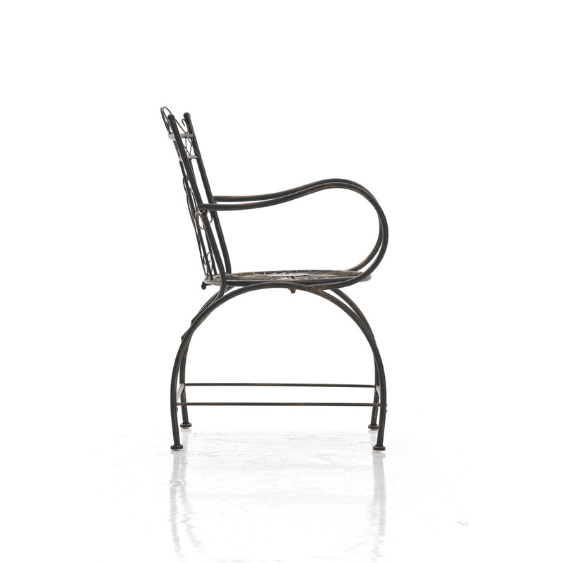 Nostalgisk handgjord trädgårdsstol i järn med antikpatina