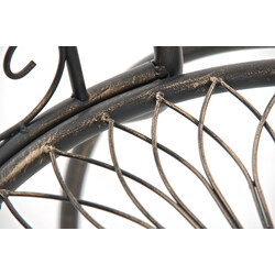 Nostalgisk handgjord trädgårdsstol i järn med antikpatina