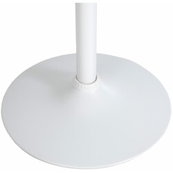 Stilrent och stabilt ståbord för hem och event