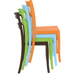 Stapelbar väderbeständig plaststol för inom- och utomhusbruk