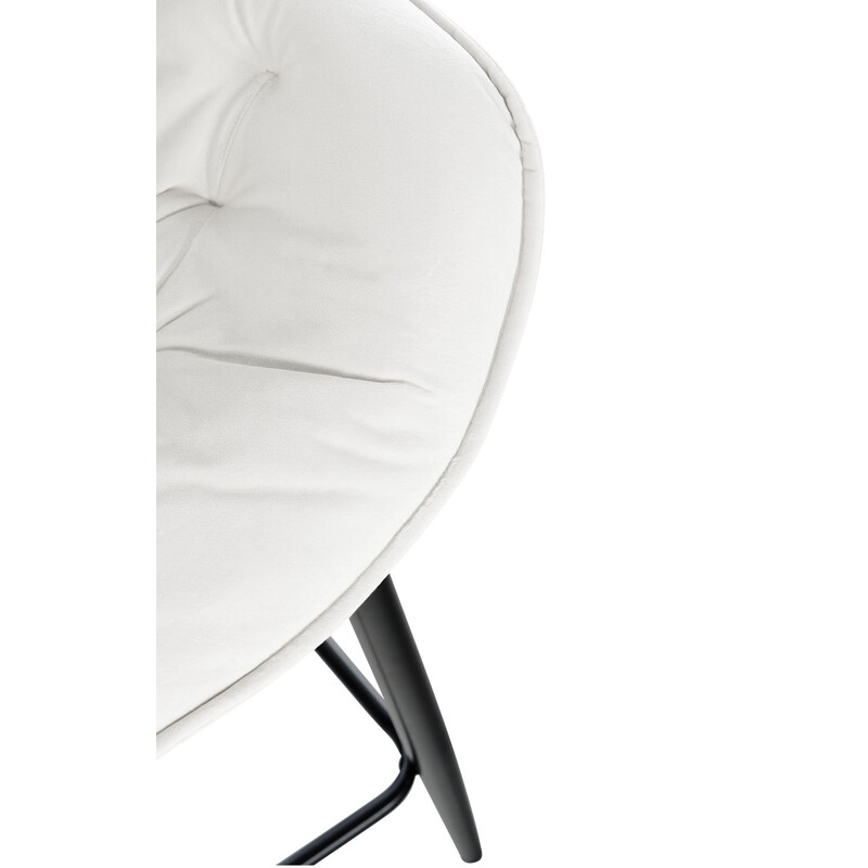 Eleganta barstolar i sammet med mattsvart ram och fotstöd