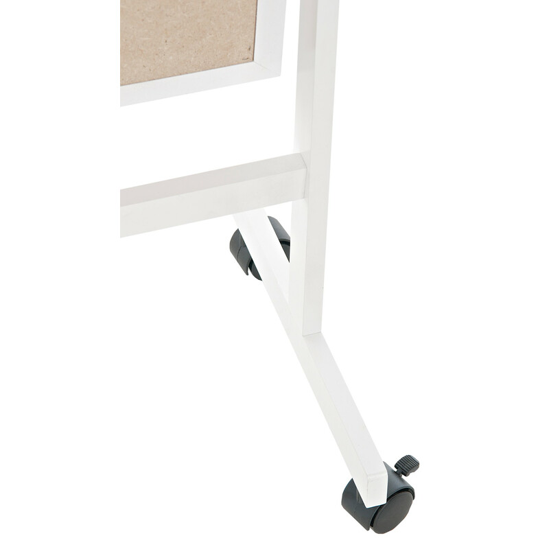 Elegant helkroppsspegel med justerbar lutning och hjul