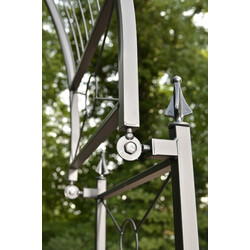 Justerbar rosbåge med hållbar pulverlackering och dekorativa detaljer