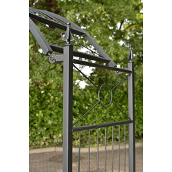 Justerbar rosbåge med hållbar pulverlackering och dekorativa detaljer