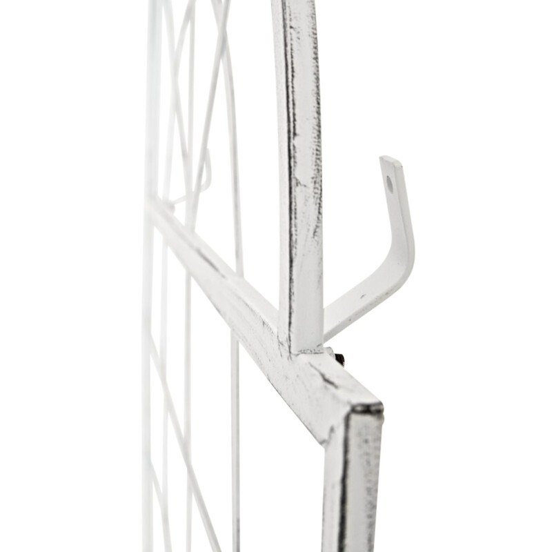 Elegant väggspaljé i järn med handgjord antikpatina