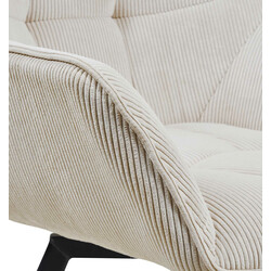 Modern och bekväm matstol med vridbar sits