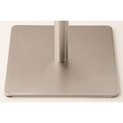 Roterbar och höjdjusterbar barstol utan armstöd