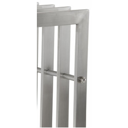 Handgjord vedställning i rostfritt stål med ribbad design