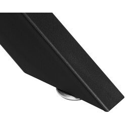 Robusta bordsben i metall för modern och industriell design