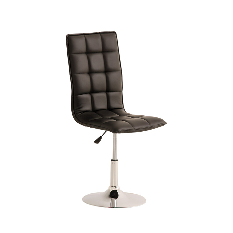 Bekväm och stabil matstol med justerbar höjd