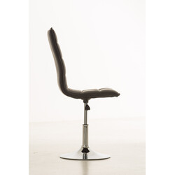 Bekväm och stabil matstol med justerbar höjd