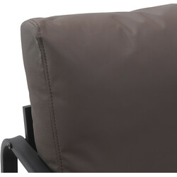 Elegant vilstol i konstläder med robust metallram