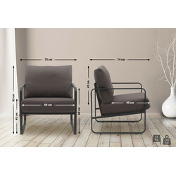 Elegant vilstol i konstläder med robust metallram