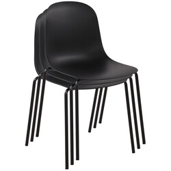 Stapelbar trädgårdsstol i återvunnen plast för inom- och utomhusbruk