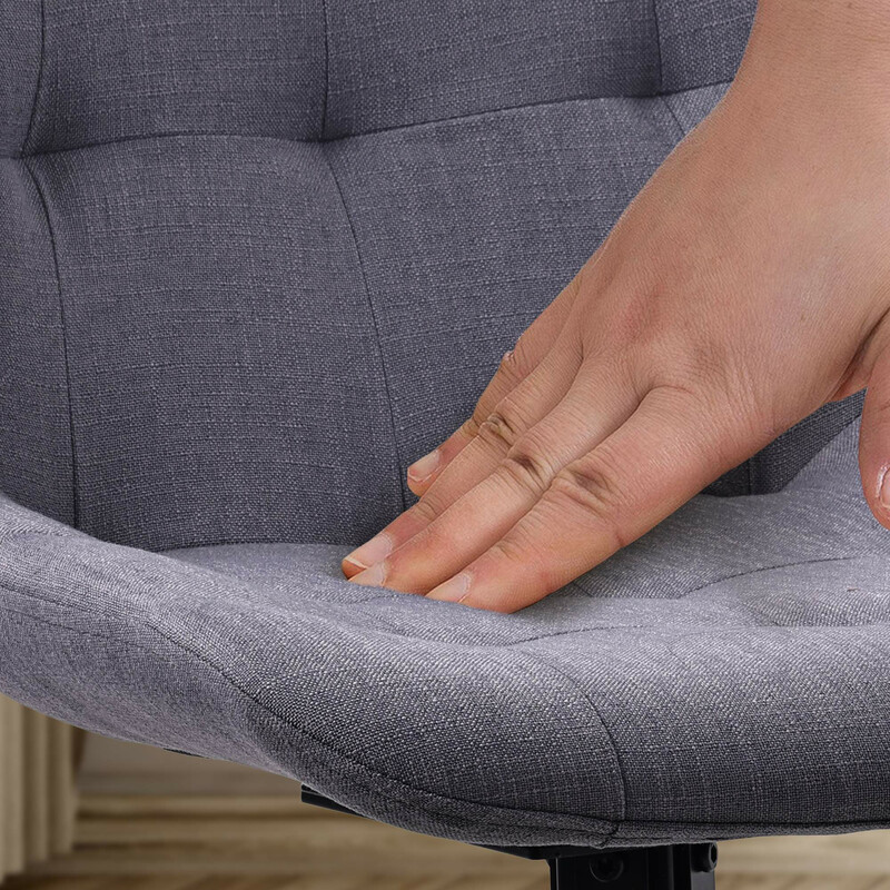 Modern och bekväm stol med vridbar sits