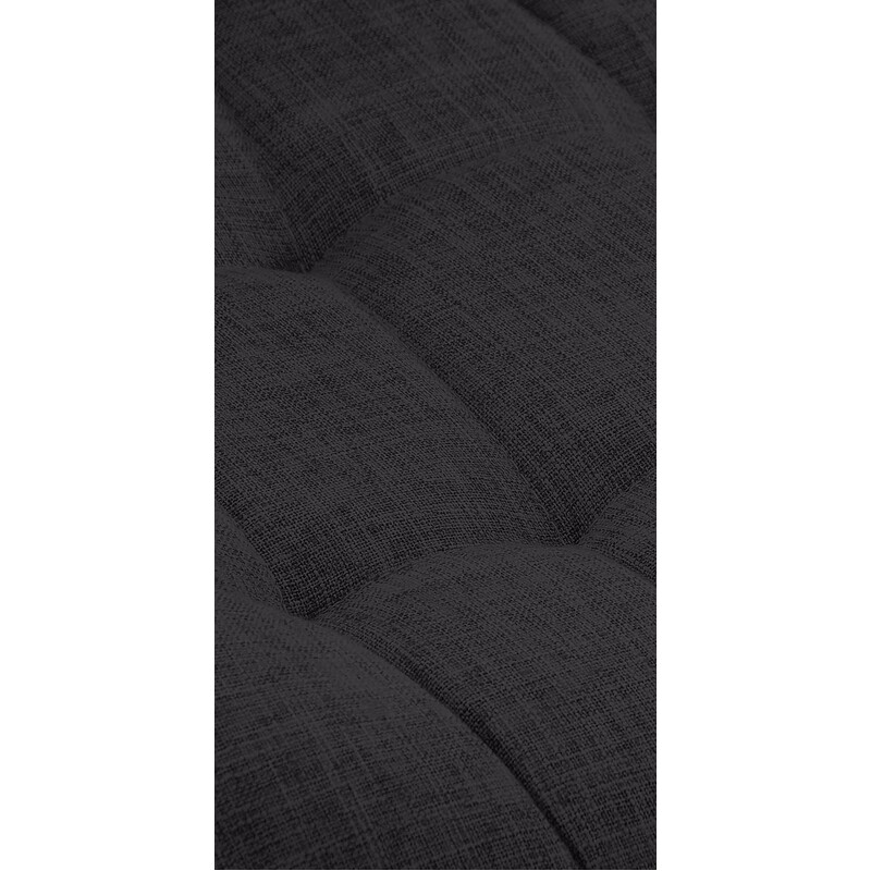 Eleganta matstolar med hög rygg och dekorativa sömmar