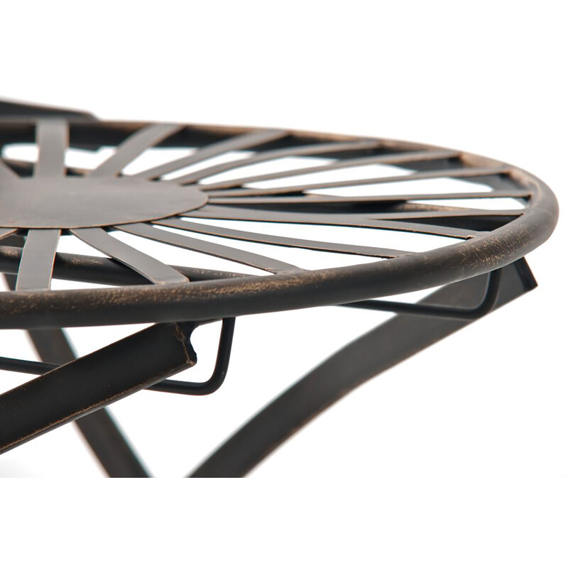 Nostalgisk sittgrupp i järn med antikpatina för trädgård