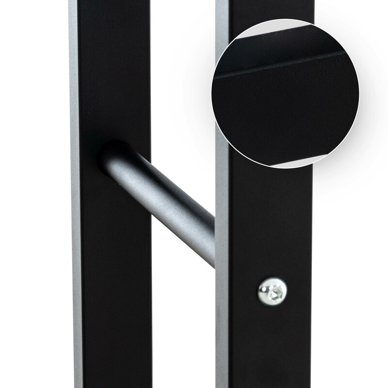 Elegant och praktisk vedförvaring med hjul för moderna hem